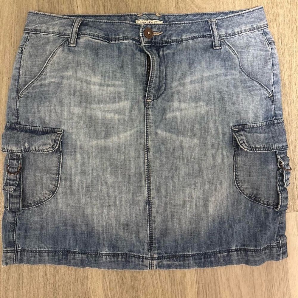 Tommy Hilfiger Faded Blue Denim Mini Skirt